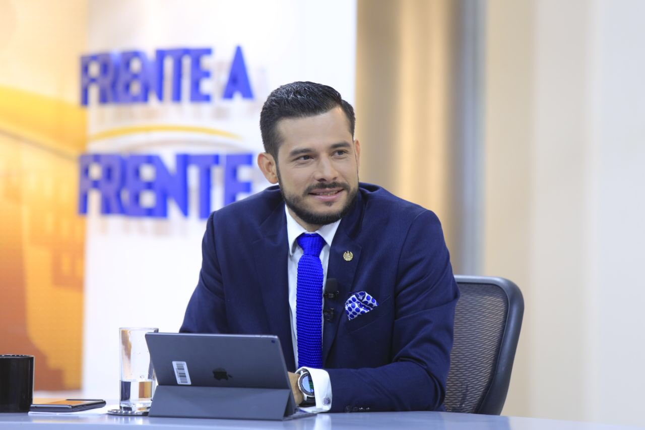 Ministro de Hacienda: En 8 meses, el Gobierno ha logrado que el país sea más seguro para invertir ministro-de-hacienda-en-8-meses-el-gobierno-ha-logrado-que-el-pais-sea-mas-seguro-para-invertir